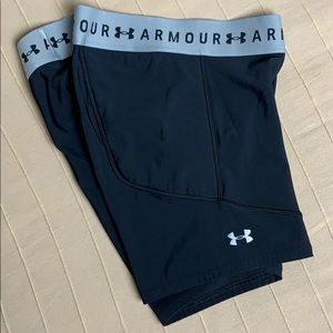 Under Armour Black Padded Sides Athletic Shorts